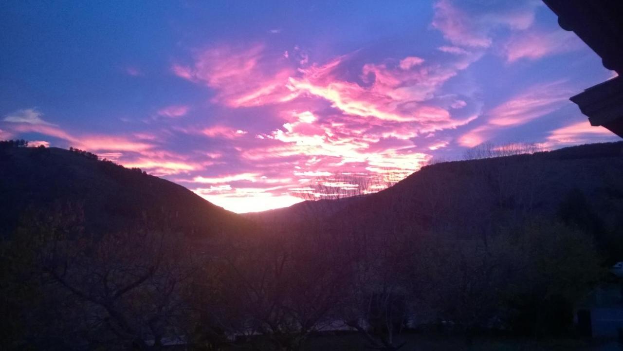Chalet De Llivia Estavar Bagian luar foto
